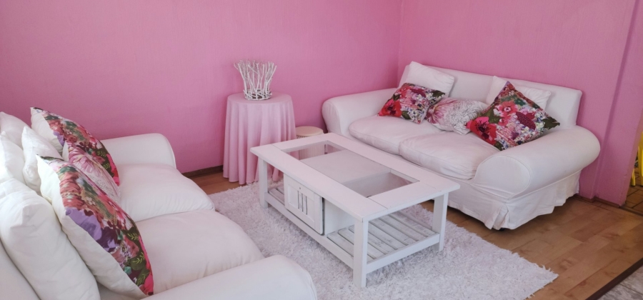 3 Bedroom Property for Sale in Portlands Western Cape